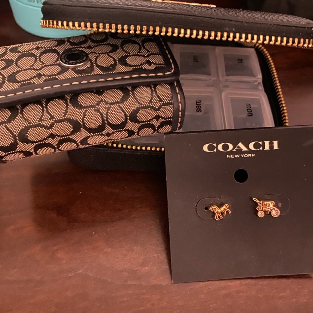 Coach pill box, contact case, earrings (nwt)